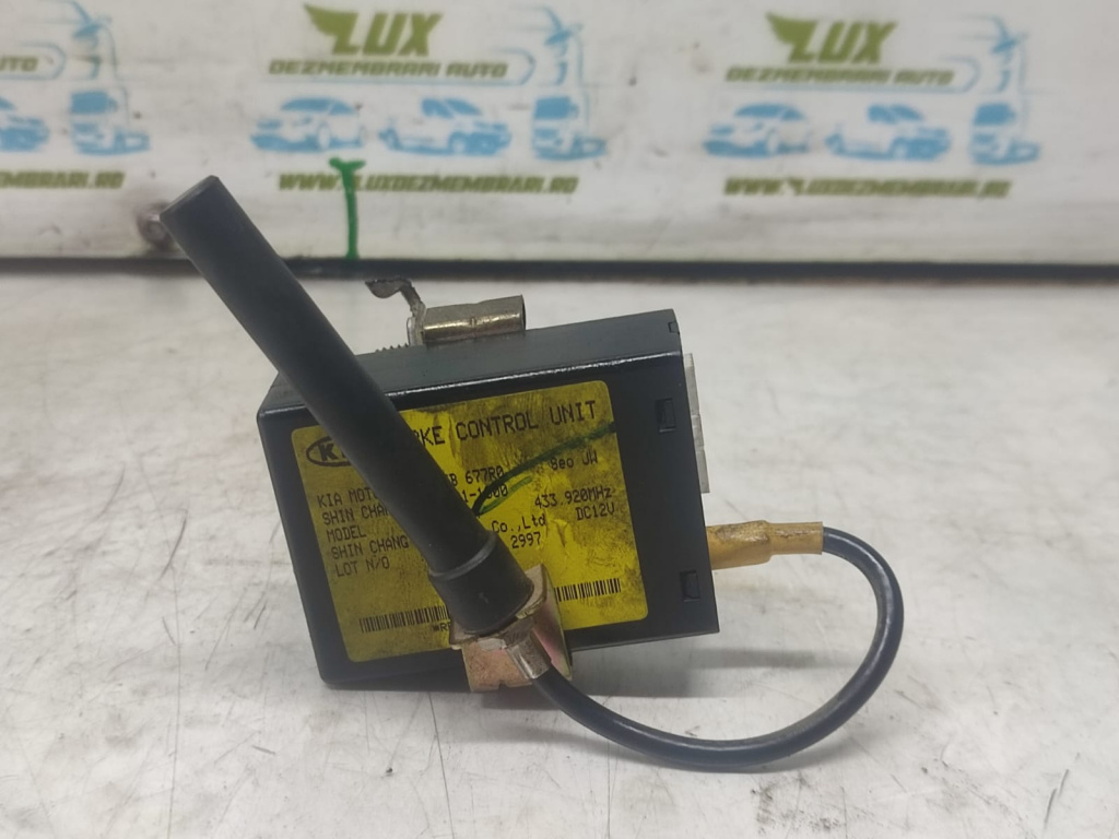 Amplificator antena 455801-1000 Kia Carens (RS) [facelift] [2002 - 2006] 2.0 crdi D4EA