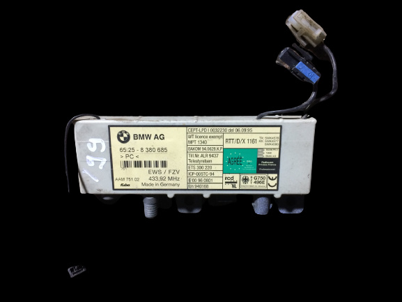 Amplificator antena 65258380685 BMW 5 Series E39 [1995 - 2000] Sedan 4-usi 525tds MT (143 hp) 2.5 TDS