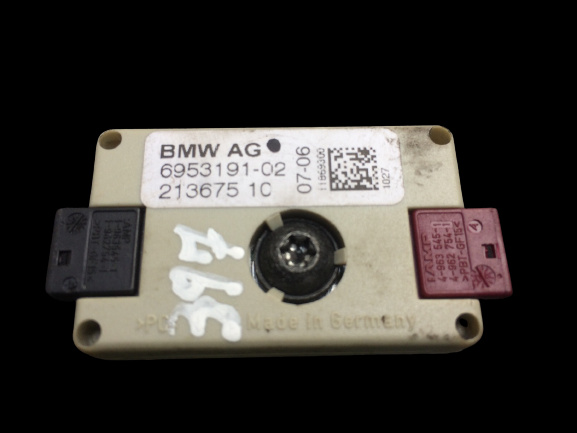 Amplificator antena 6953191 6953191 BMW Seria 5 E60/E61 [2003 - 2007] Touring wagon 530d AT (231 hp) M57D30 (306D3)