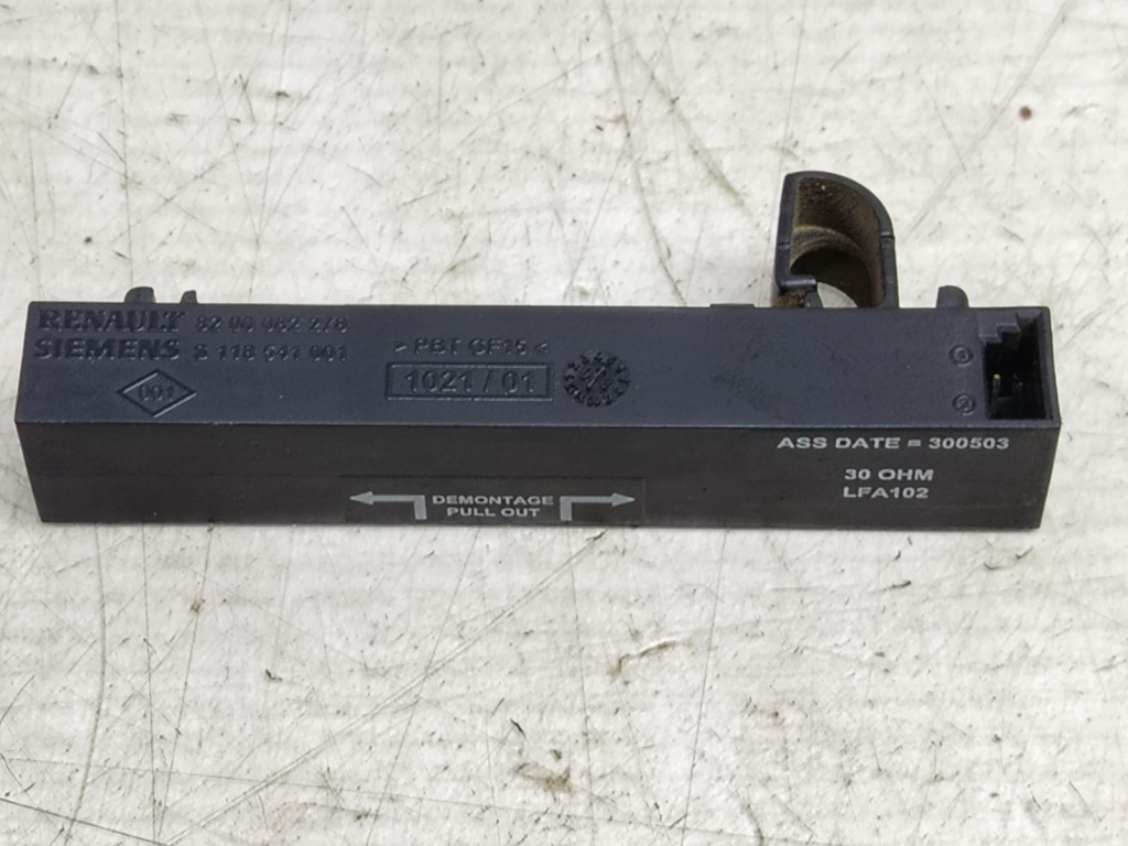 Amplificator antena 8200062278 Renault Megane 2 [2002 - 2006] 1.9 dci F9Q800