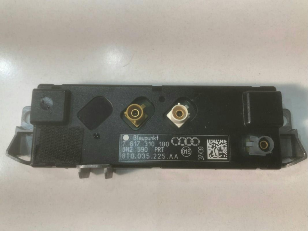 Amplificator antena 8T0035225AA Audi A5 8T [2007 - 2011]