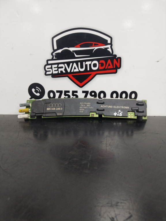 Amplificator antena Audi A4 (1994-2001) [8D2, B5] 1.9 Motorina 2001, 8E5035225D