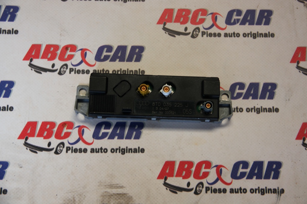 Amplificator antena Audi A5 8T cod: 8T0035225J model 2012