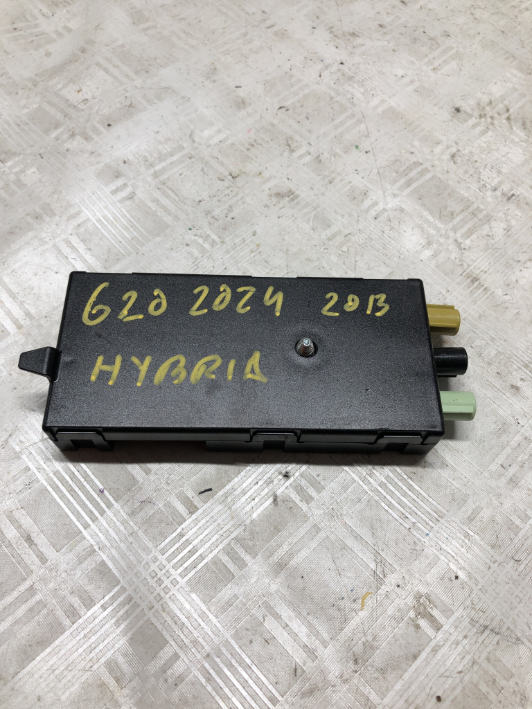 Amplificator antena BMW Seria 3 G20 2.0 Hybrid 2024, 6835148