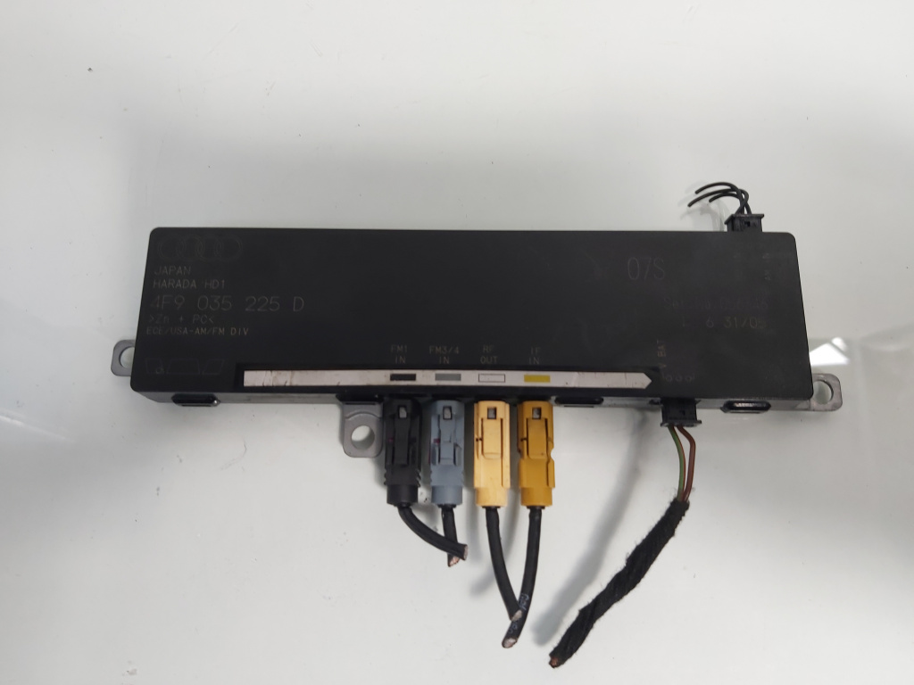 Amplificator antena, cod 4F9035225D, Audi A6 Avant (4F5, C6) (id:640573)