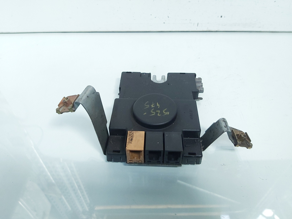 Amplificator antena, cod 8P3035225, Audi A3 (8P1) (id:664749)