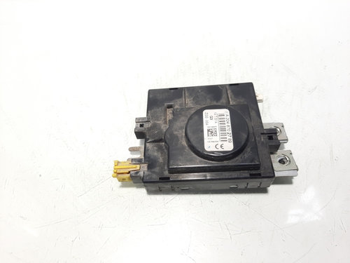 Amplificator antena, cod A2048702789, Mercedes Clasa C Coupe (C204) (idi:593196)
