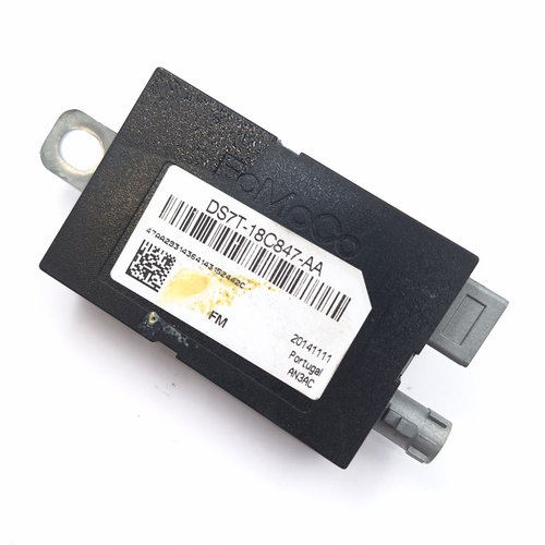 Amplificator Antena Ford MONDEO Mk 5 2014 - 2022 Motorina DS7T18C847AA, DS7T-18C847-AA, DS7T18C847, ...