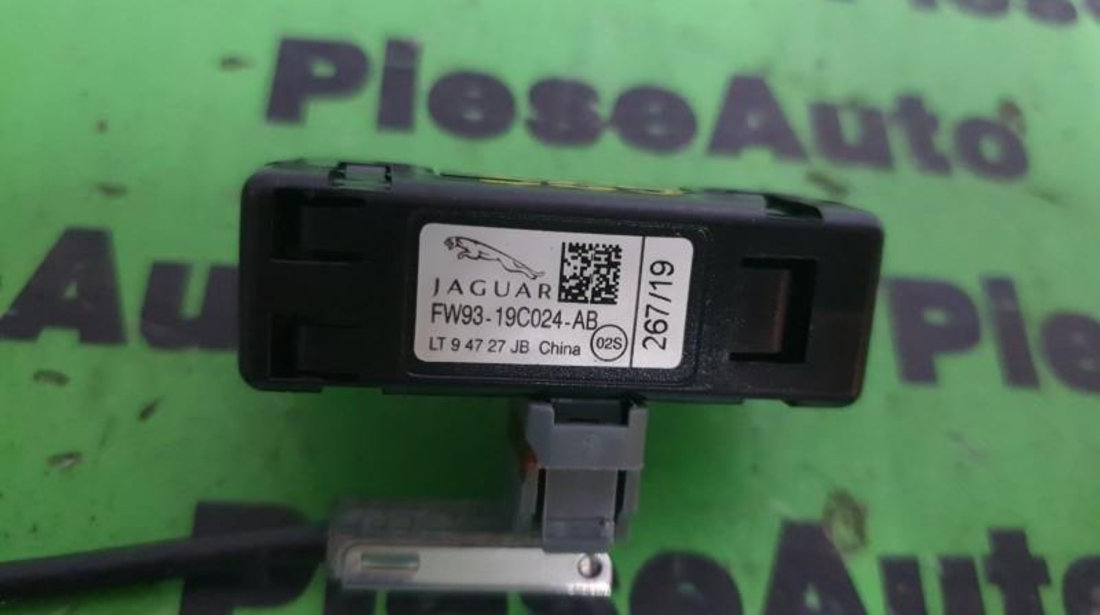 Amplificator antena Jaguar F-Pace (09.2015>) fw9319c024ab