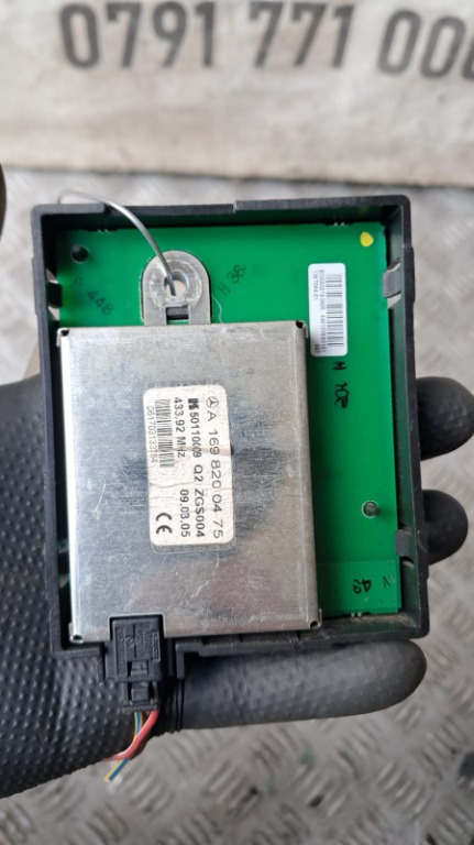 Amplificator antena Mercedes A150 w169 benzina, cod motor 266.920 , transmisie manuala , an 2005 cod A16982004