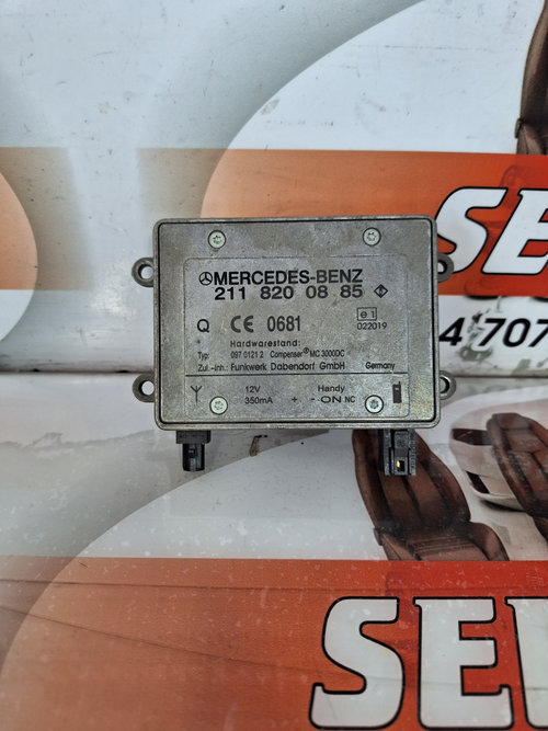 Amplificator antena Mercedes-Benz C-Class (2001-2007) [W203] 2.2 Motorina 2003, 2118200885