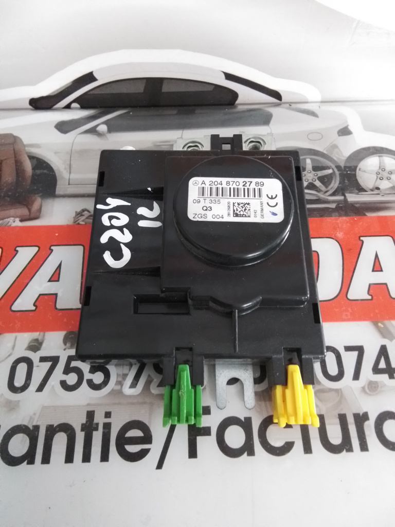 Amplificator antena Mercedes-Benz C-Class (2007->) [W204] 2.2 Motorina 2012, A2048702789