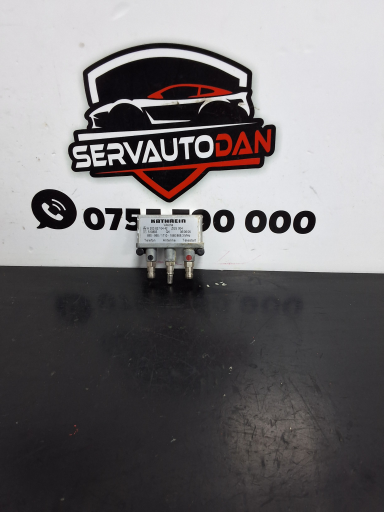 Amplificator antena Mercedes-Benz E-Class (2002-2008) [W211] 2.2 Motorina 2006, A2038270442
