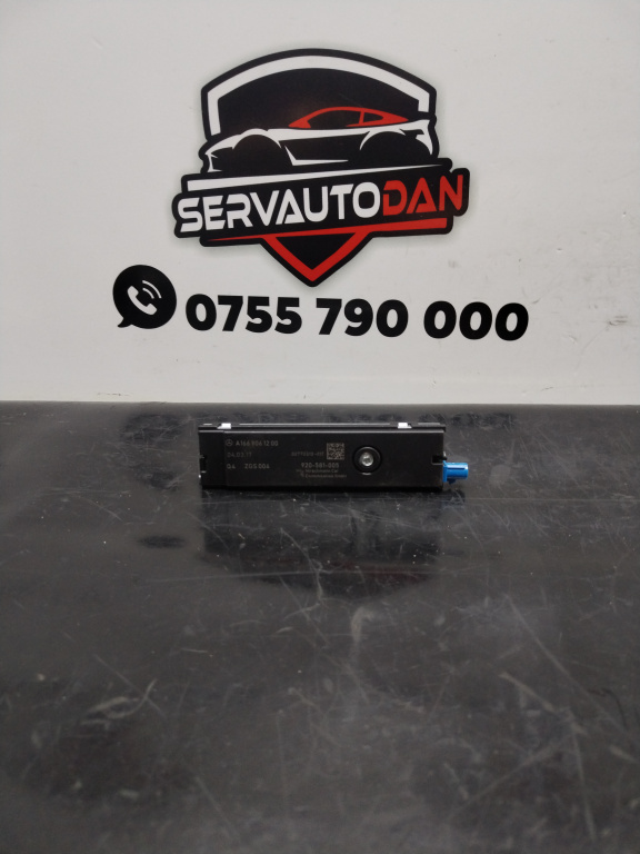 Amplificator antena Mercedes-Benz GLE (2015->) [w292] 3.0 Motorina 2017, A1669061200