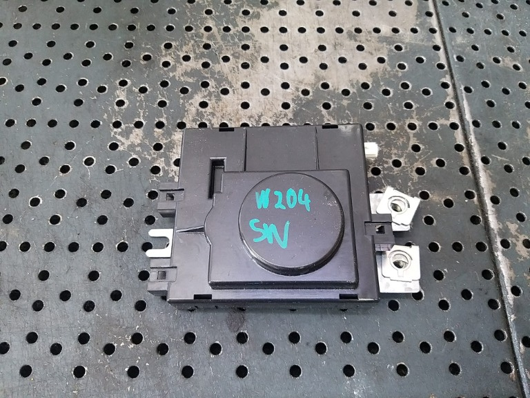 Amplificator antena mercedes c class w204 a2048702789