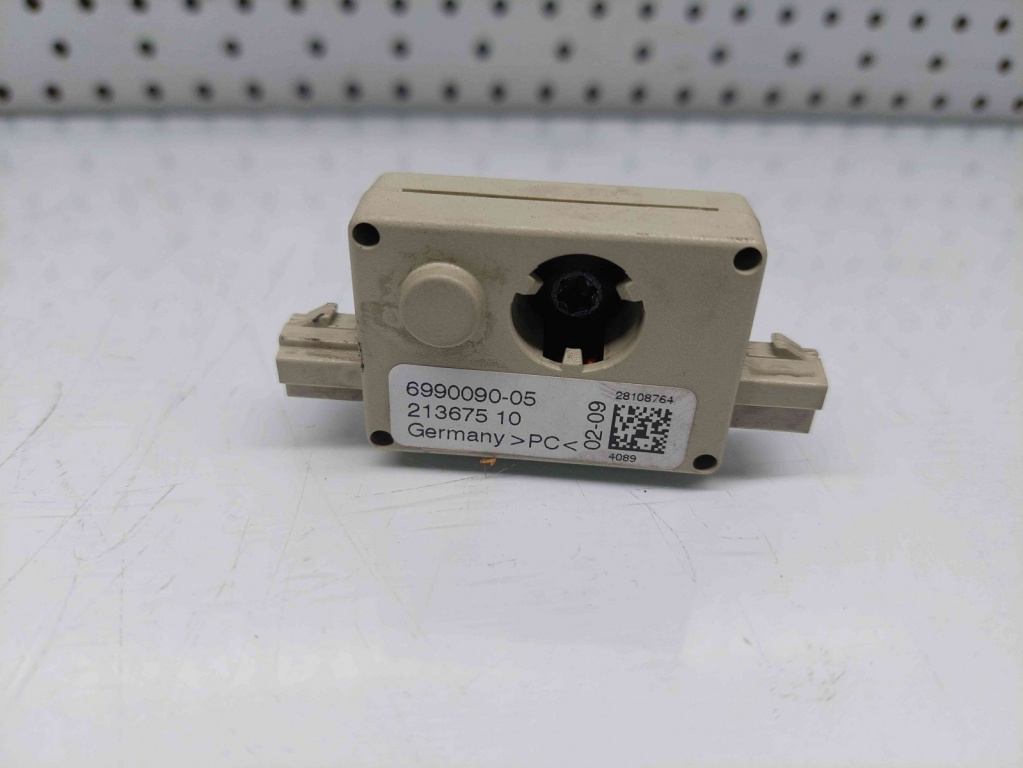 Amplificator antena MINI Cooper (R56) [Fabr 2006-2014] 6990090