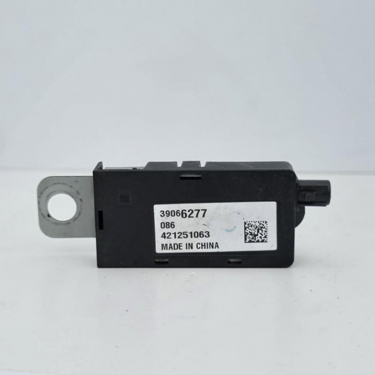 Amplificator antena Opel Astra K facelift 2019 2021 39066277