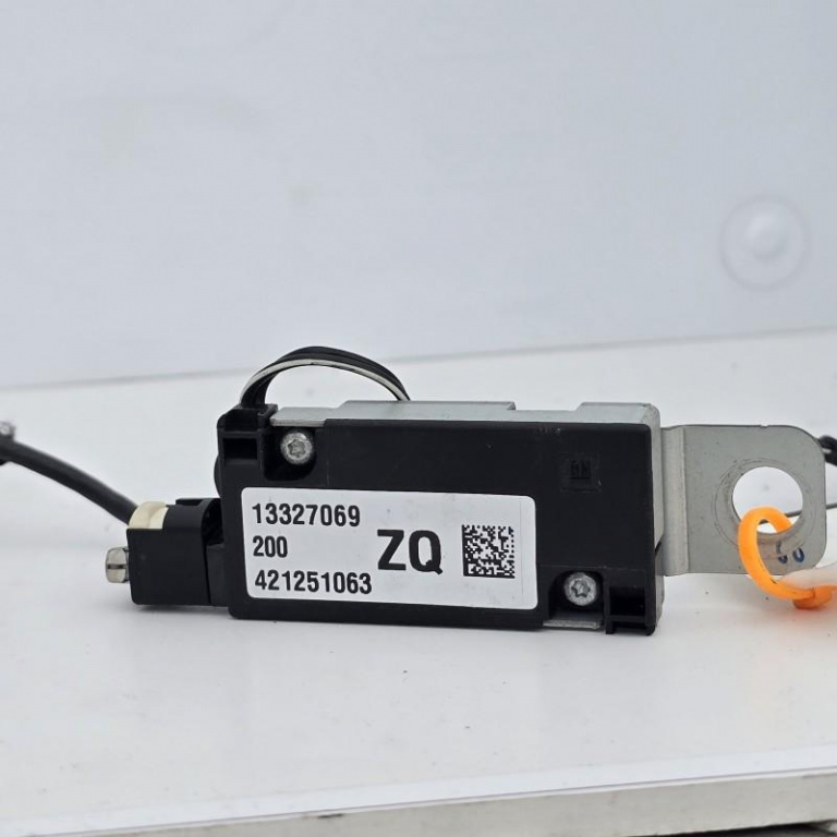 Amplificator antena Opel Insignia A 2008-2013 13327069 ZQ