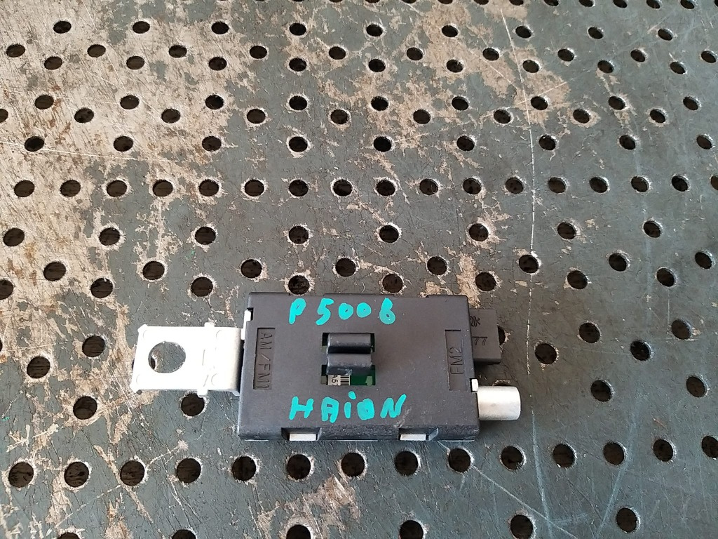 Amplificator antena peugeot 5008 2 9678016880