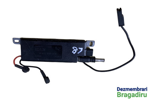 Amplificator antena radio Cod: 4B5035225K Audi A6 4B/C5 [facelift] [2001 - 2004] Sedan 1.9 TDI 5MT (...