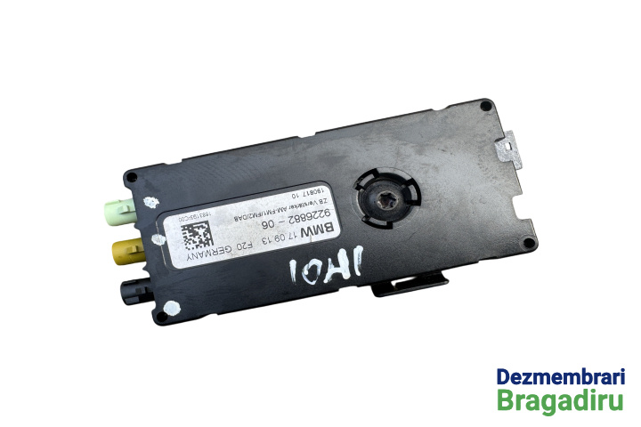 Amplificator antena radio Cod: 9226882 BMW Seria 1 F20/F21 [2011 - 2015] Hatchback 5-usi 120d MT (184 hp) Pachet M Cod motor: N47D20C