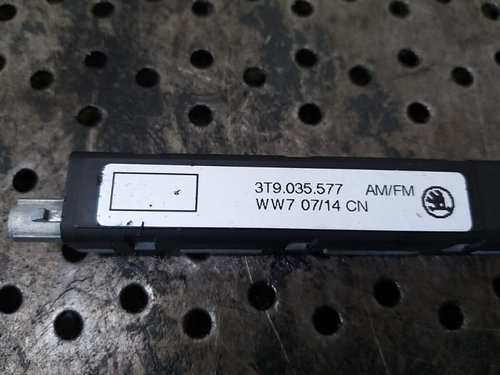 Amplificator antena skoda superb 2 3t facelift 3t9035577