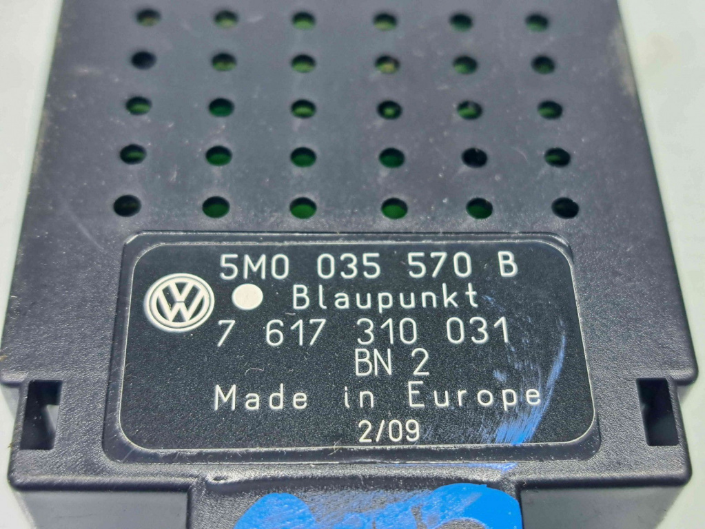 Amplificator antena Volkswagen Golf 6 (5K1) [Fabr 2009-2013] 5M0035570B