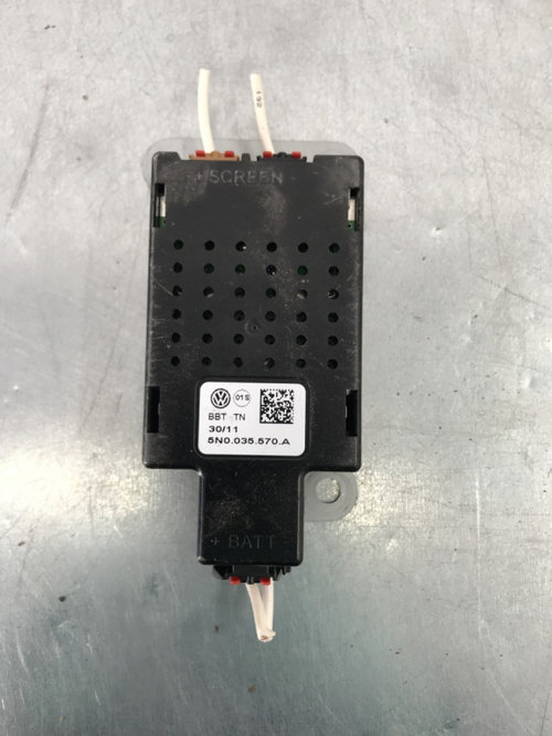 Amplificator antena VW Tiguan 2.0 TDI 4Motion Manual, 140cp sedan 2009 (5N0035570A)