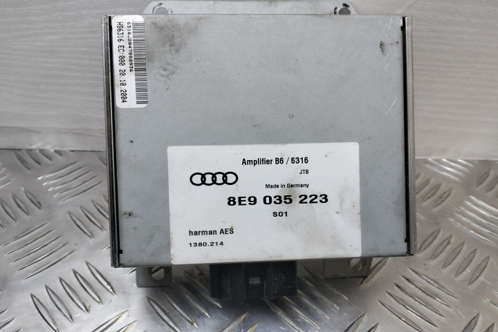 Amplificator audio 8E9035223 Audi A4 B6 [2000 - 2005]