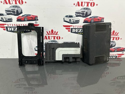 Amplificator audio 8V0035223 Skoda Octavia III Combi (5E5) 2.0 TDI 150 cai CKFC