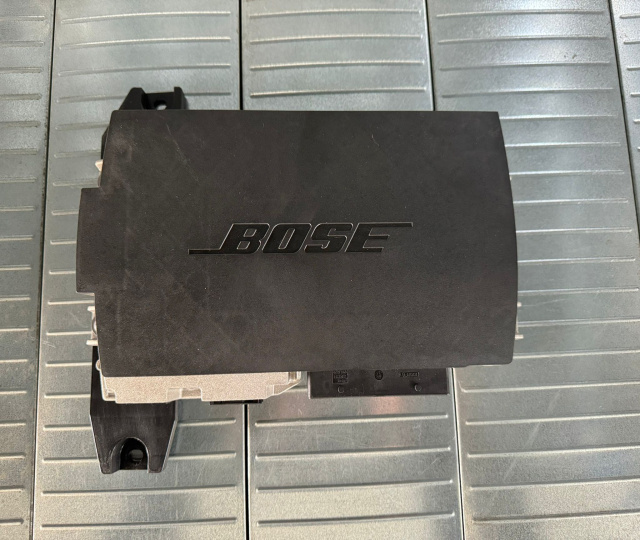 Amplificator audio Audi 4H0035223 4H0035223 Audi A8 D4/4H [2010 - 2014] Sedan 4.2 TDI quattro tiptronic (350 hp)