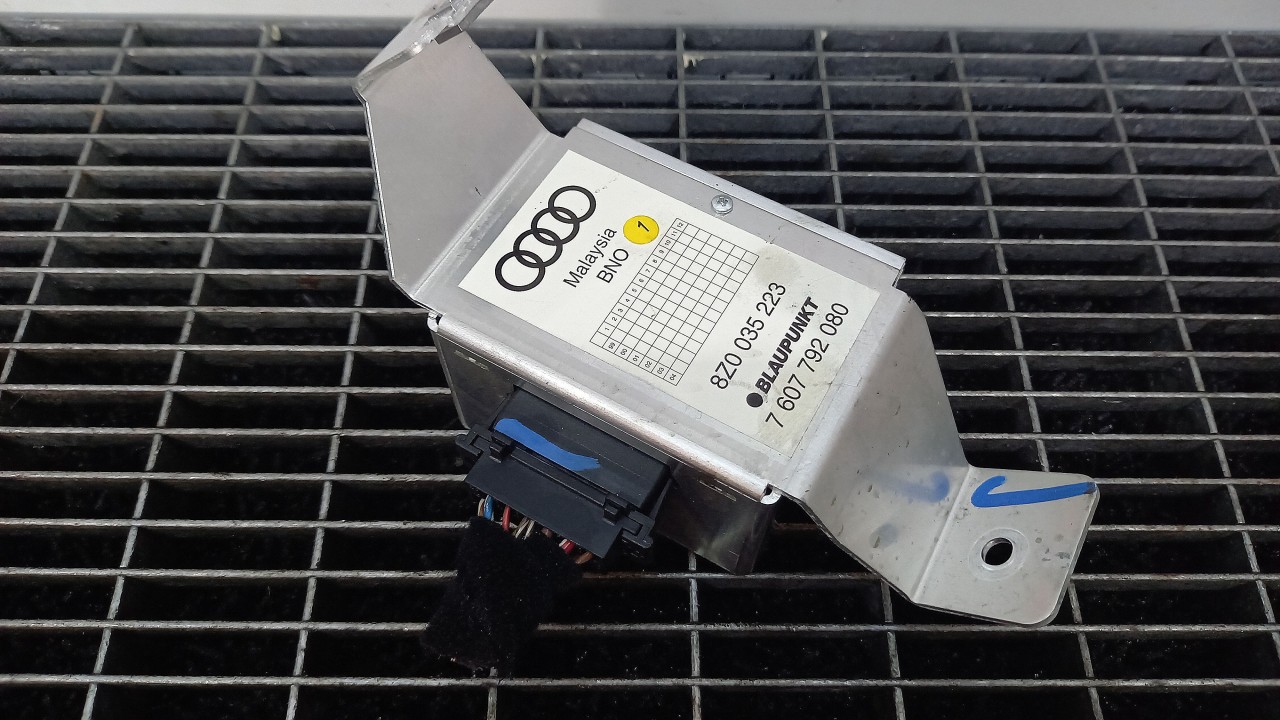 AMPLIFICATOR AUDIO AUDI A2 - - (2000 2005)