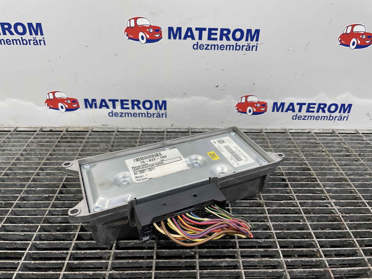 AMPLIFICATOR AUDIO AUDI A4 - - (2007 2011)