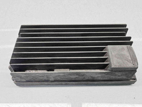 Amplificator audio Audi A4 (8K2, B8.5) Facelift [Fabr 2008-2015] 8T1035223A