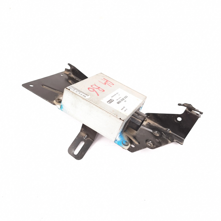 Amplificator Audio Audi A4 B6 (8E) 2000-2004 8E5035223, 1340778, 6314I8027771843, H86314Ec101 Harman Aes