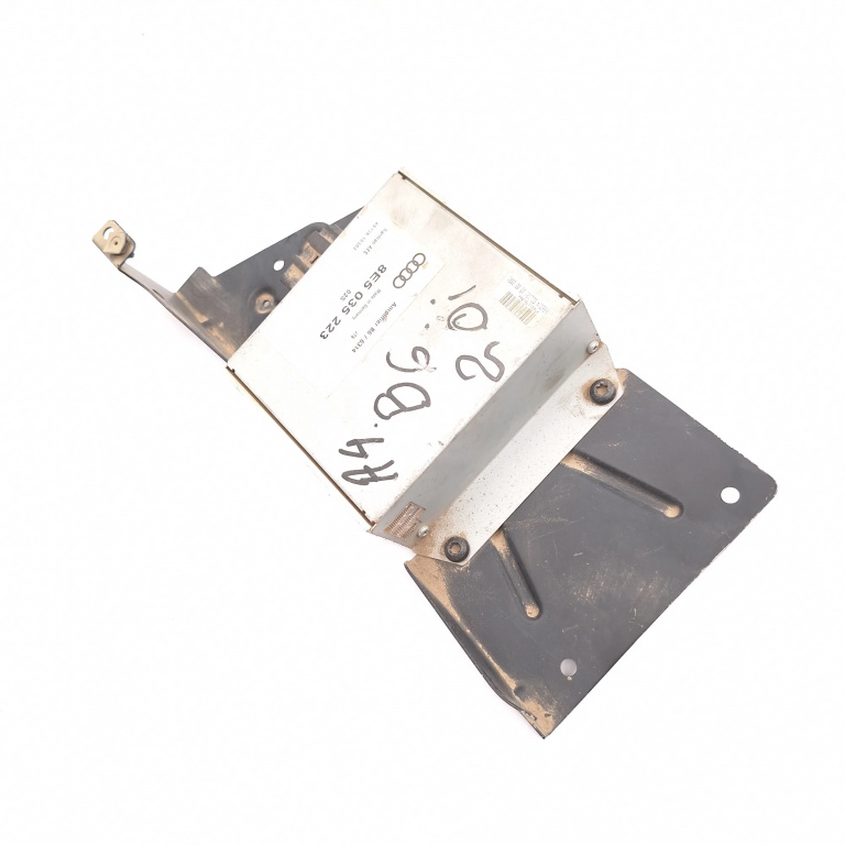 Amplificator Audio Audi A4 B6 (8E) 2000-2004 8E5035223, 8E5 035 223, 49136.10302, 4913610302, Hs6314, 476211781564 Harman Aes