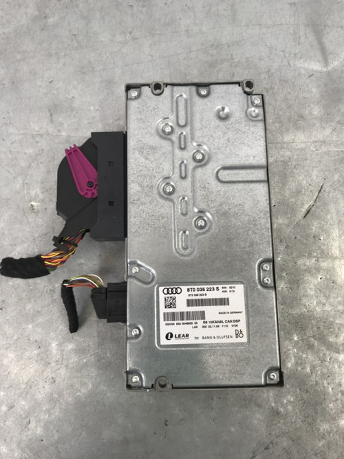 Amplificator audio Audi A5 Sportback 2.0 TFSI quattro S-Tronic, 211cp sedan 2010 (8T0035223S)