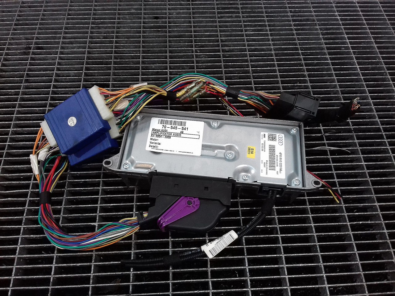 AMPLIFICATOR AUDIO AUDI A6 A6 - - (2004 2009)