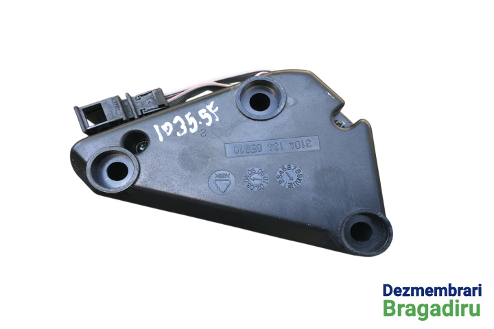 Amplificator audio Cod: 1K0035463D Volkswagen VW Golf 5 [2003 - 2009] Hatchback 3-usi 1.9 TDI 6DSG (105 hp) Cod motor: BKC, Cod cutie: HLH, Cod culoare: LA6Q