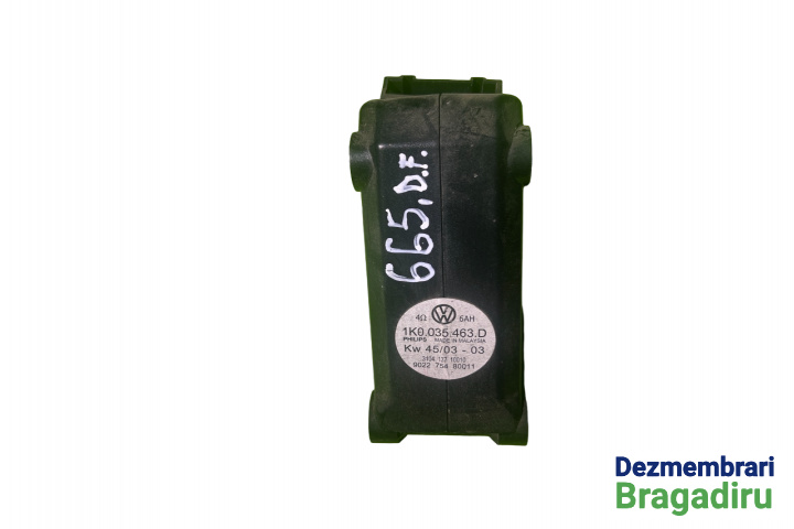 Amplificator audio Cod: 1K0035463D Volkswagen VW Golf 5 [2003 - 2009] Hatchback 5-usi 1.6 FSI MT (116 hp)