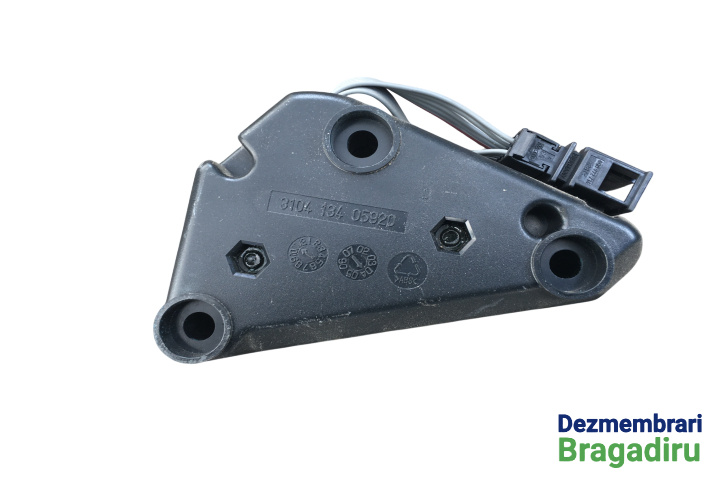 Amplificator audio dreapta Cod: 1K0035463D 1K0035463D Volkswagen VW Golf 5 [2003 - 2009] Hatchback 3-usi 1.9 TDI 6DSG (105 hp) Cod motor: BKC, Cod cutie: HLH, Cod culoare: LA6Q