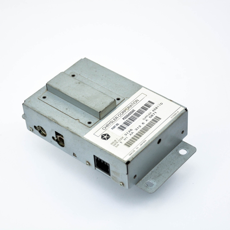 Amplificator Audio Jeep Compass (Mk49) 2006 > 2.0 Crd 4X4 Ece Motorina P05064260Ae
