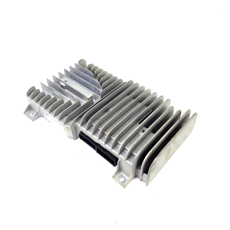Amplificator Audio Renault LATITUDE (L70) 2010 - Prezent Motorina 280639826R, 11092232, 3293760010, 3294981, 4282605, 4628528, 5014323, 5046106, 5345165, 5917923, 4061890, 4490843, 4737992, 5023914, 5170434, 5434922, RE31679, 4158756, 4549631, 473951