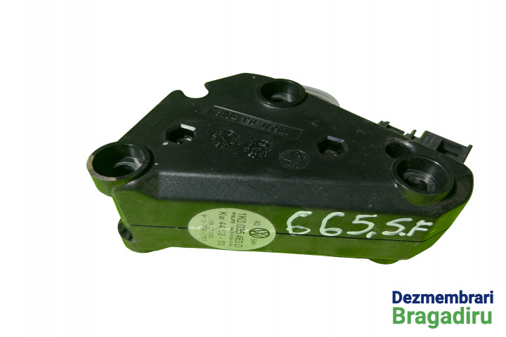 Amplificator audio usa Cod: 1K0035463D Volkswagen VW Golf 5 [2003 - 2009] Hatchback 5-usi 1.6 FSI MT (116 hp)