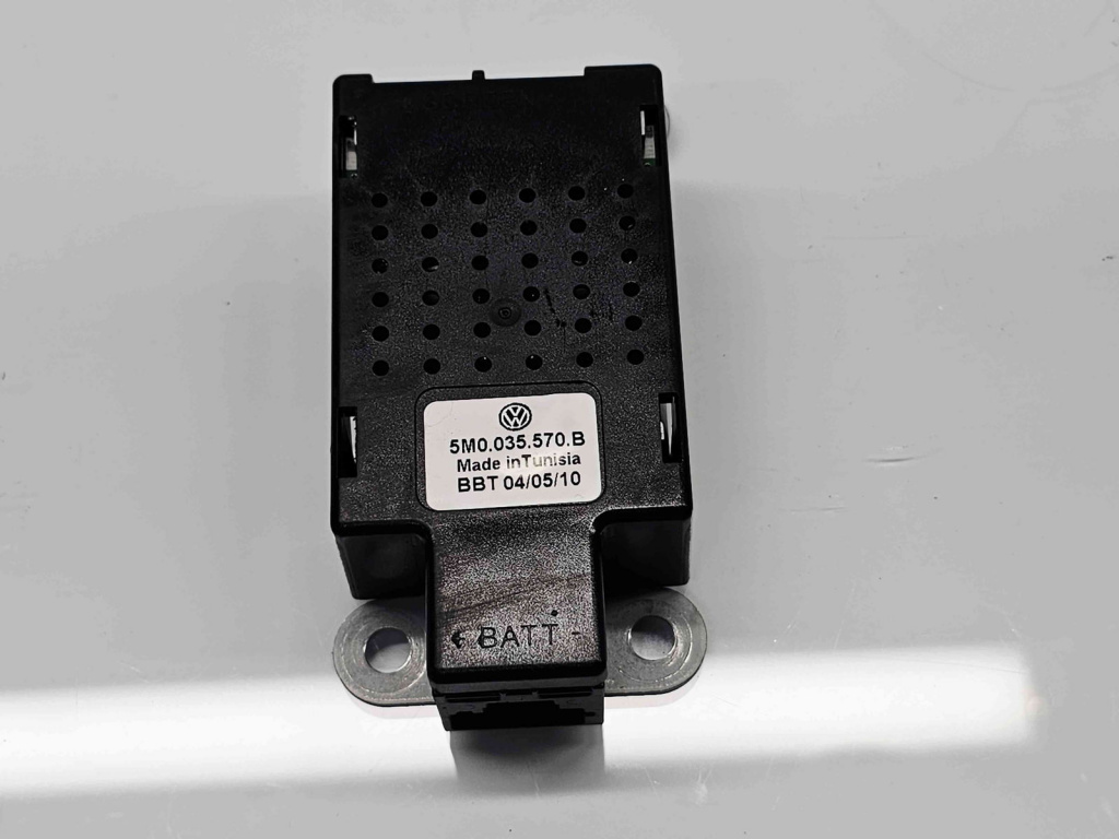 Amplificator audio Volkswagen Golf 6 (5K1) [Fabr 2009-2013] 5M0035570B