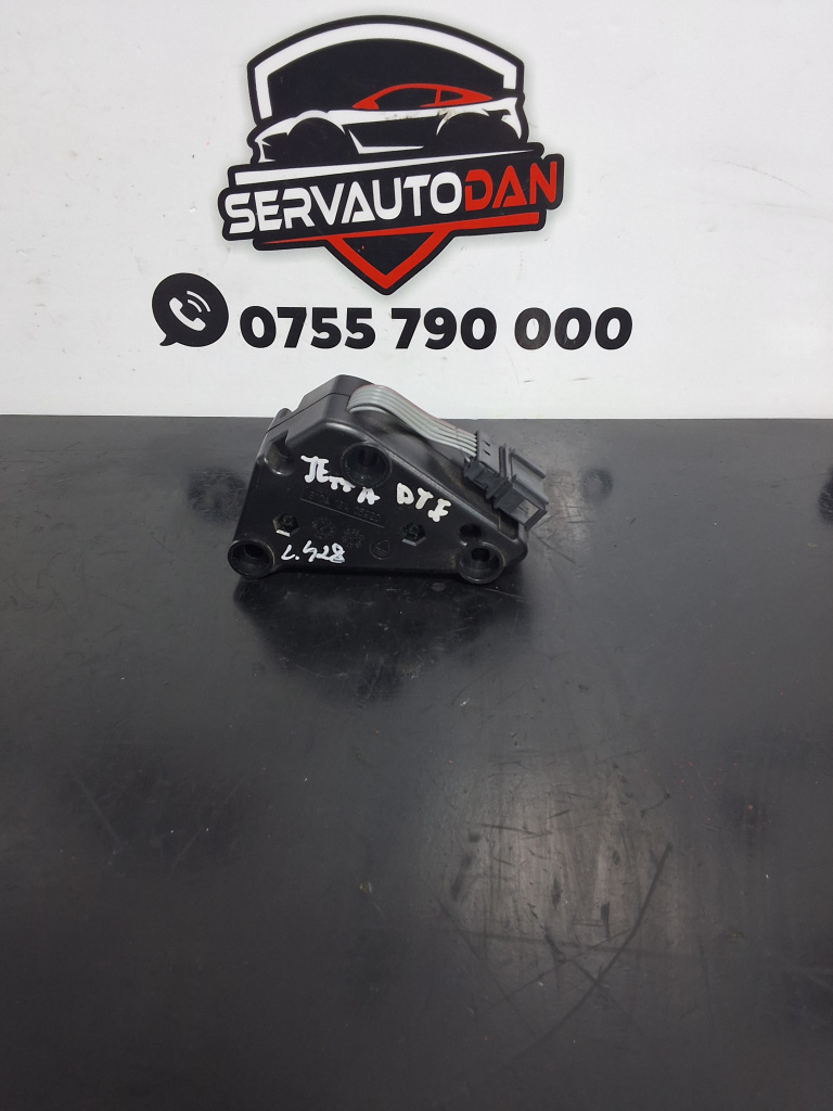 Amplificator audio Volkswagen Jetta 5 (2005-2010) 1.9 Motorina 2008, 1K0035463D