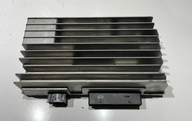 Amplificator Bang and Olufsen 8T0035223AP Audi A4 B8/8K [2007 - 2011]