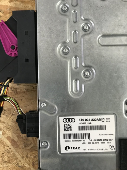 Amplificator Bang Olufsen AUDI Q5 3.0TDI QUATTRO S-LINE suv 2010 (8T0035223AM)