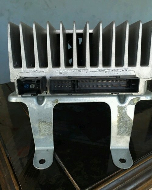 Amplificator Harman Kardon Mercedes ML W164 A2518209589