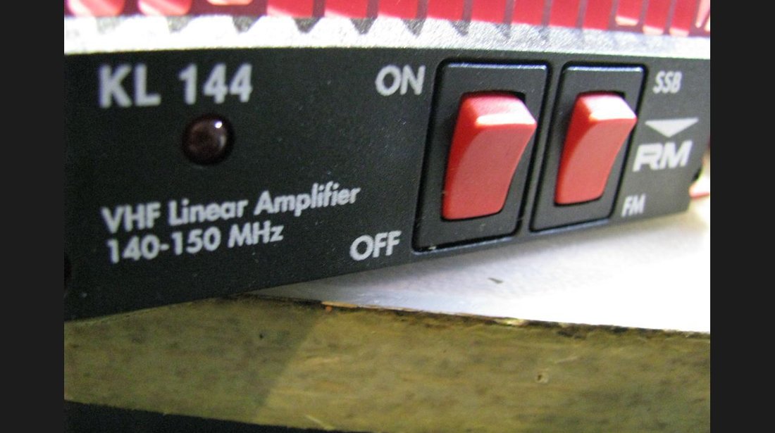 Amplificator KL 144 VHF 140- 160 MHz pentru Taxi